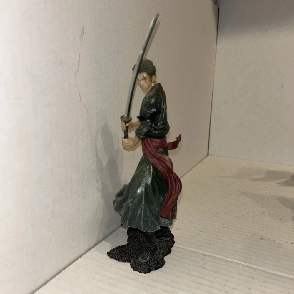 One Piece CREATOR x CREATOR RORONOA.ZORO Roronoa Zoro‎ figure 7.9inch